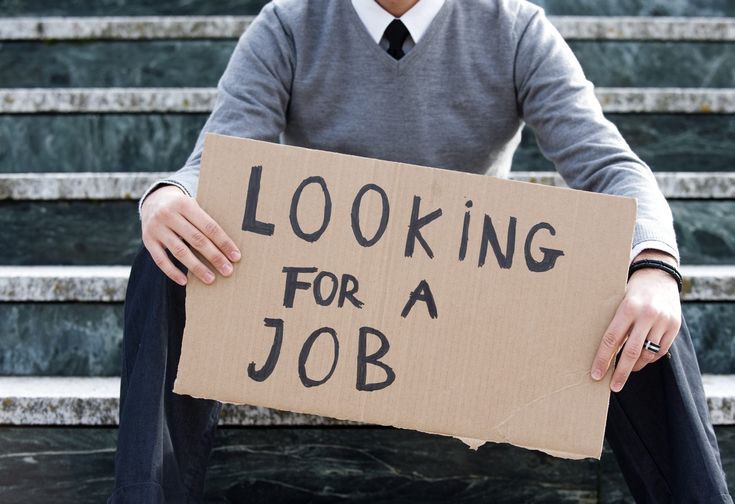 “Are We Facing an Employment Crisis? Analysts Predict Unemployment Rate Will Rise Ahead of December’s Big Reveal”